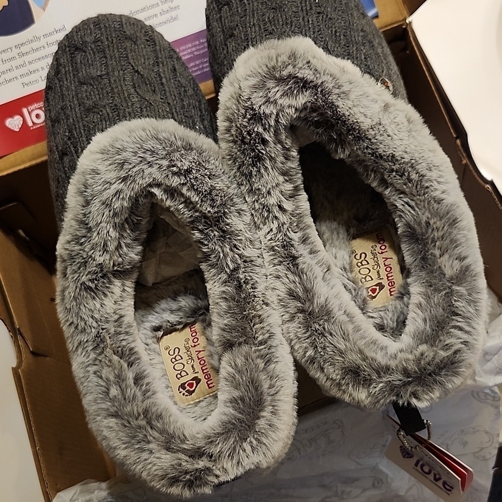 Skechers BOBS Keepsakes Ice Angel Charcoal Slippers Cable Knit Faux Fur 8.5 Wide - Picture 6 of 16